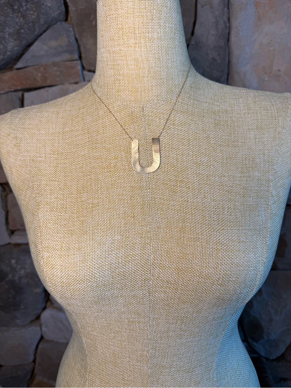 New🌟”U” Anthropologie-Minimalist Gold U-Shaped Pendant Necklace